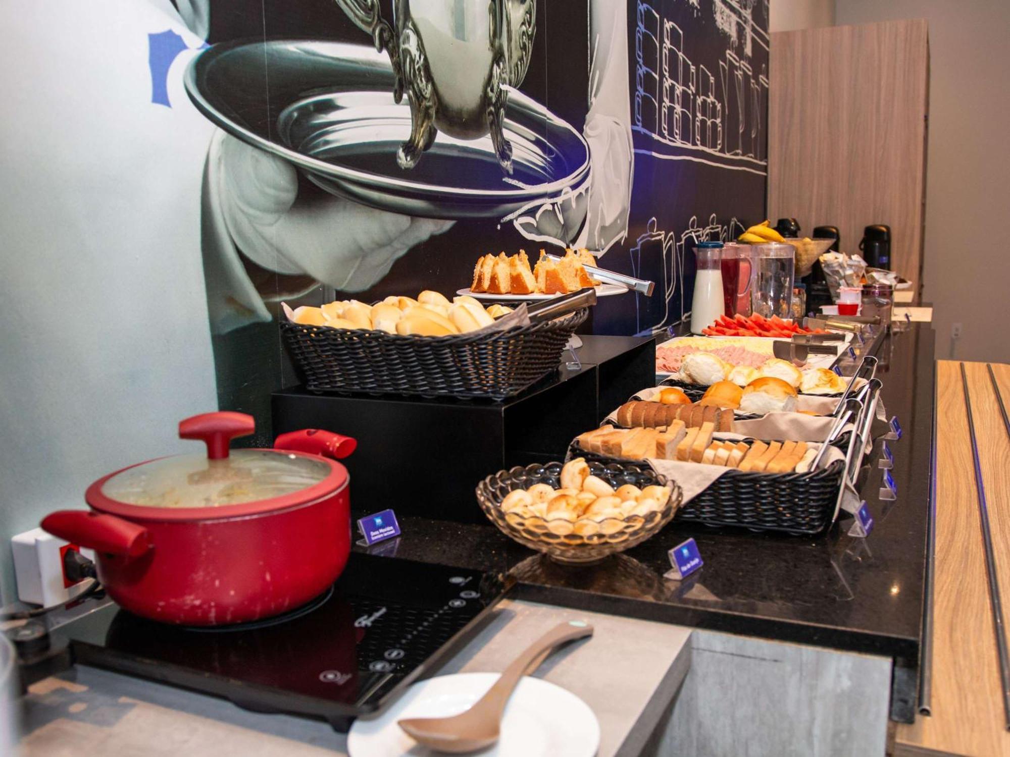Ibis Budget Itaperuna Ngoại thất bức ảnh
